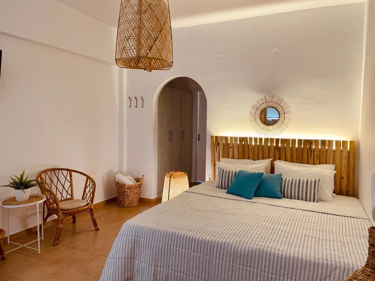 Afroditi Junior Suites Archangelos  Extérieur photo